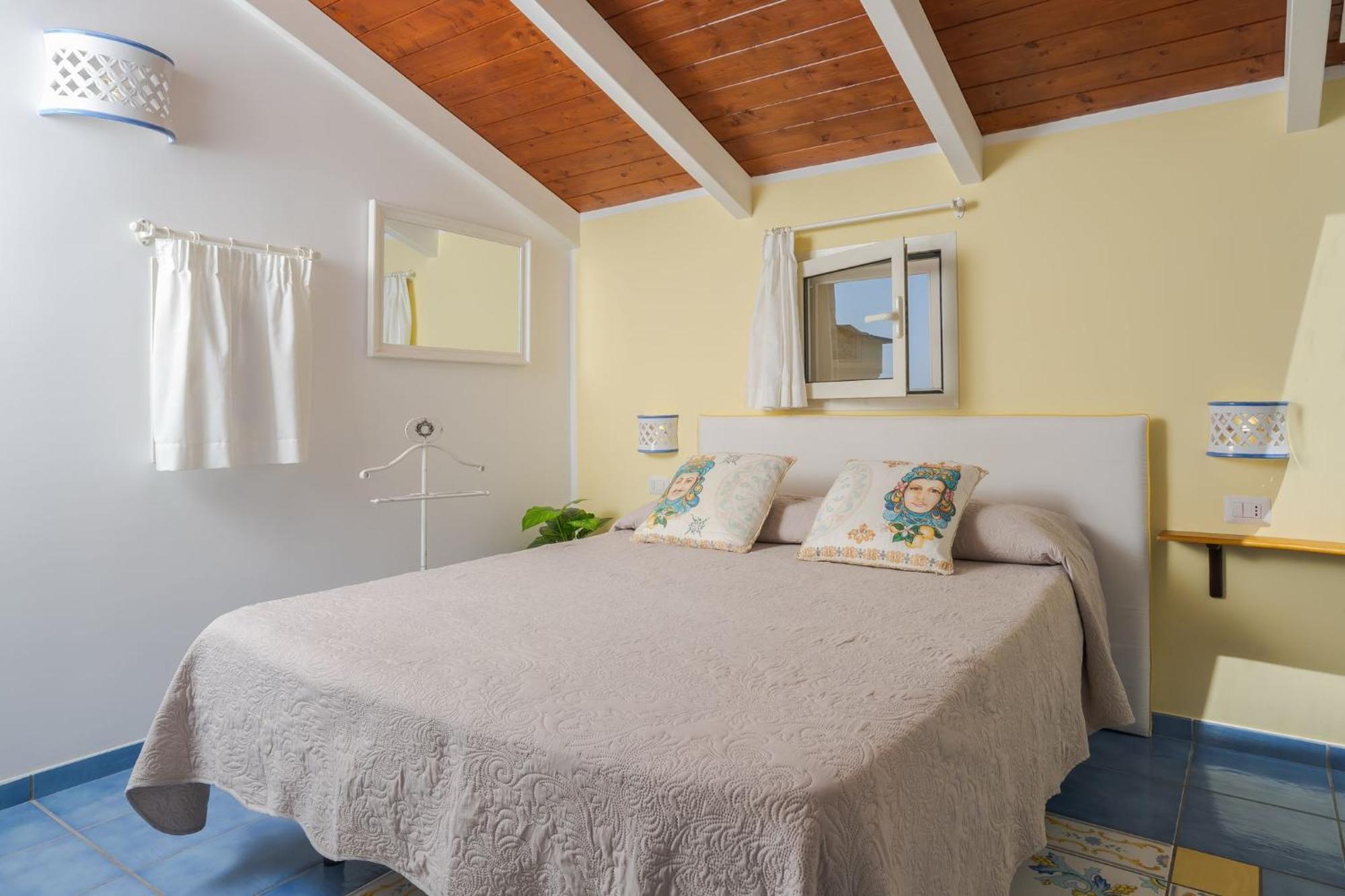 Hotel La Torretta à Vico Equense Extérieur photo